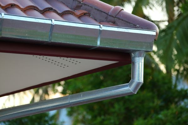 Metal Gutter Repair in Miami
